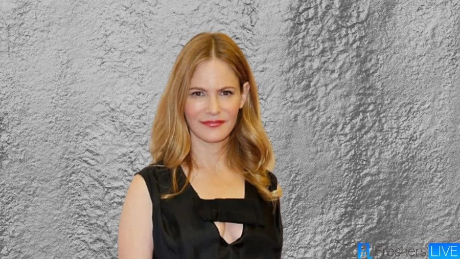 Jennifer Jason Leigh Net Worth in 2023 How Rich is She Now?