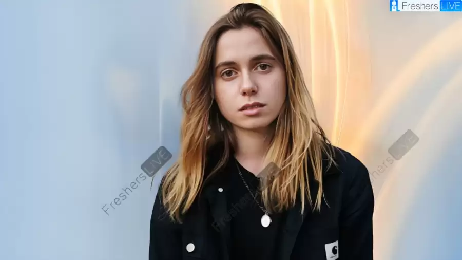 Julien Baker Ethnicity, What is Julien Baker's Ethnicity?