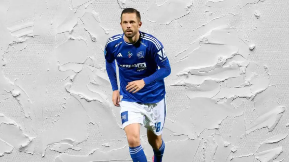 Gylfi Sigurdsson Net Worth in 2023 How Rich is He Now?