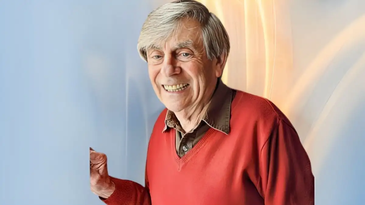 Melvyn Hayes Net Worth in 2023 How Rich is He Now?