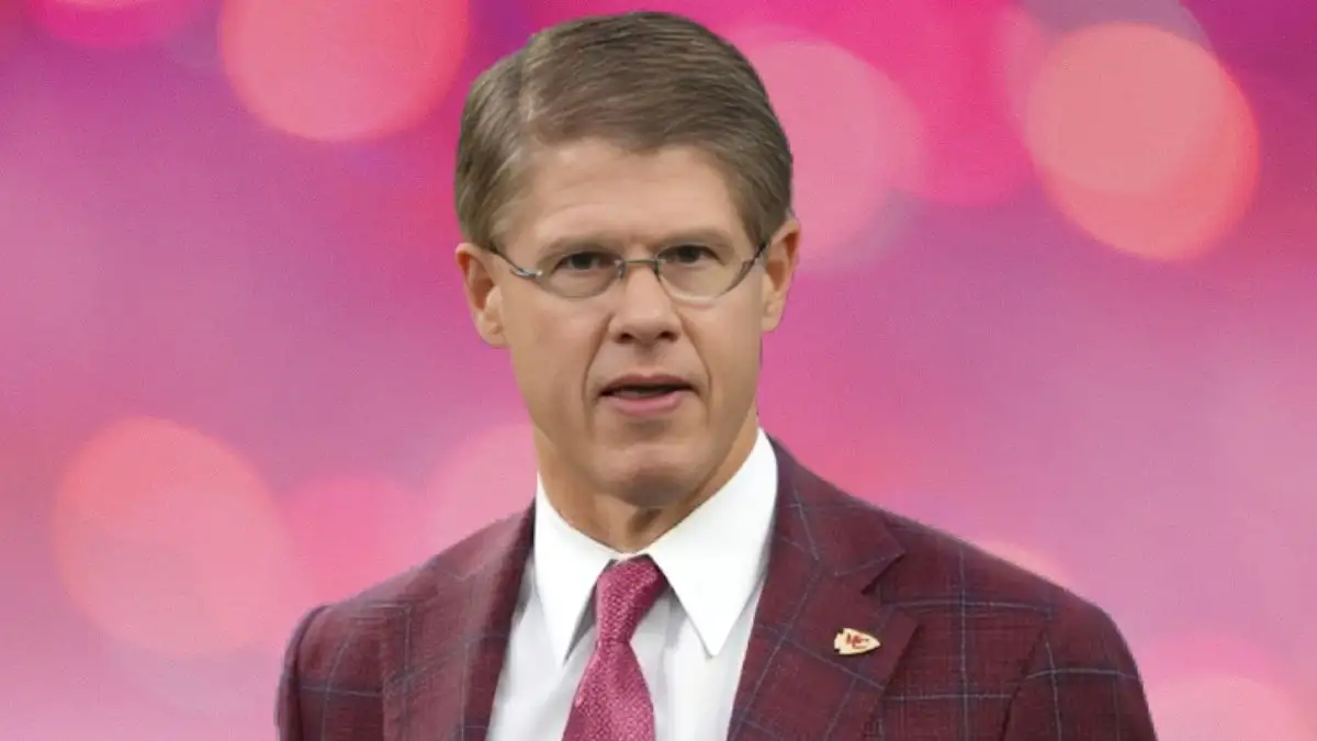 Clark Hunt Net Worth in 2024 How Rich is He Now?