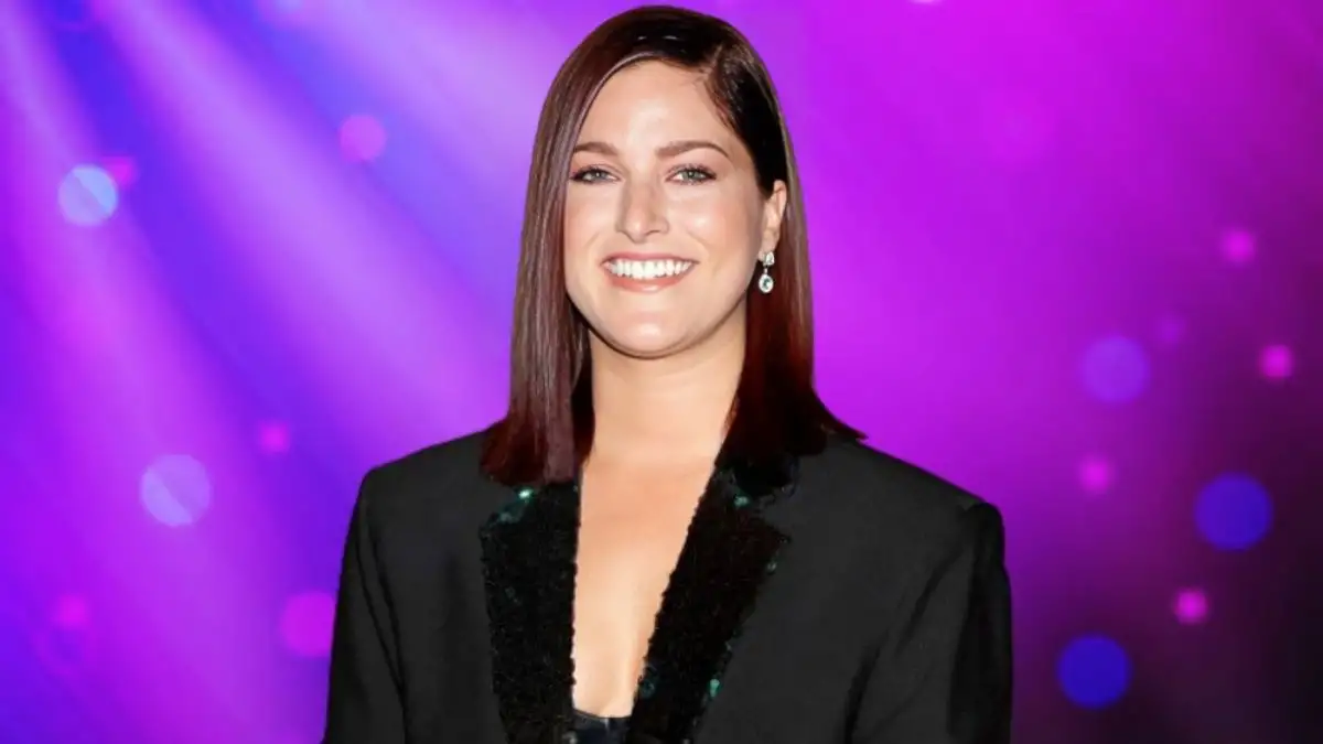 Is Cassadee Pope Leaving Country Music? Why is Cassadee Pope Leaving Country Music?